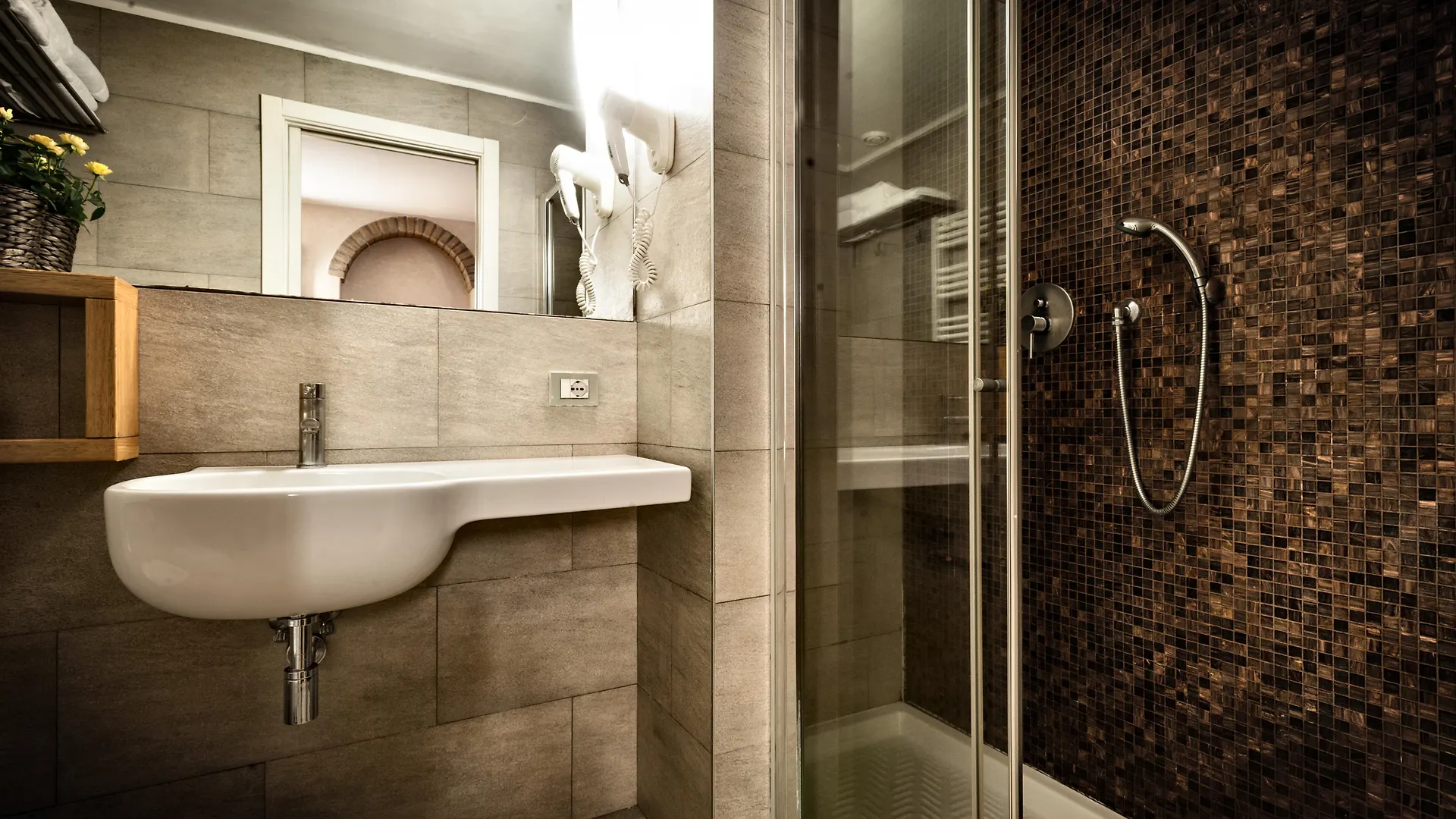 Eurohotel Milán 3*,