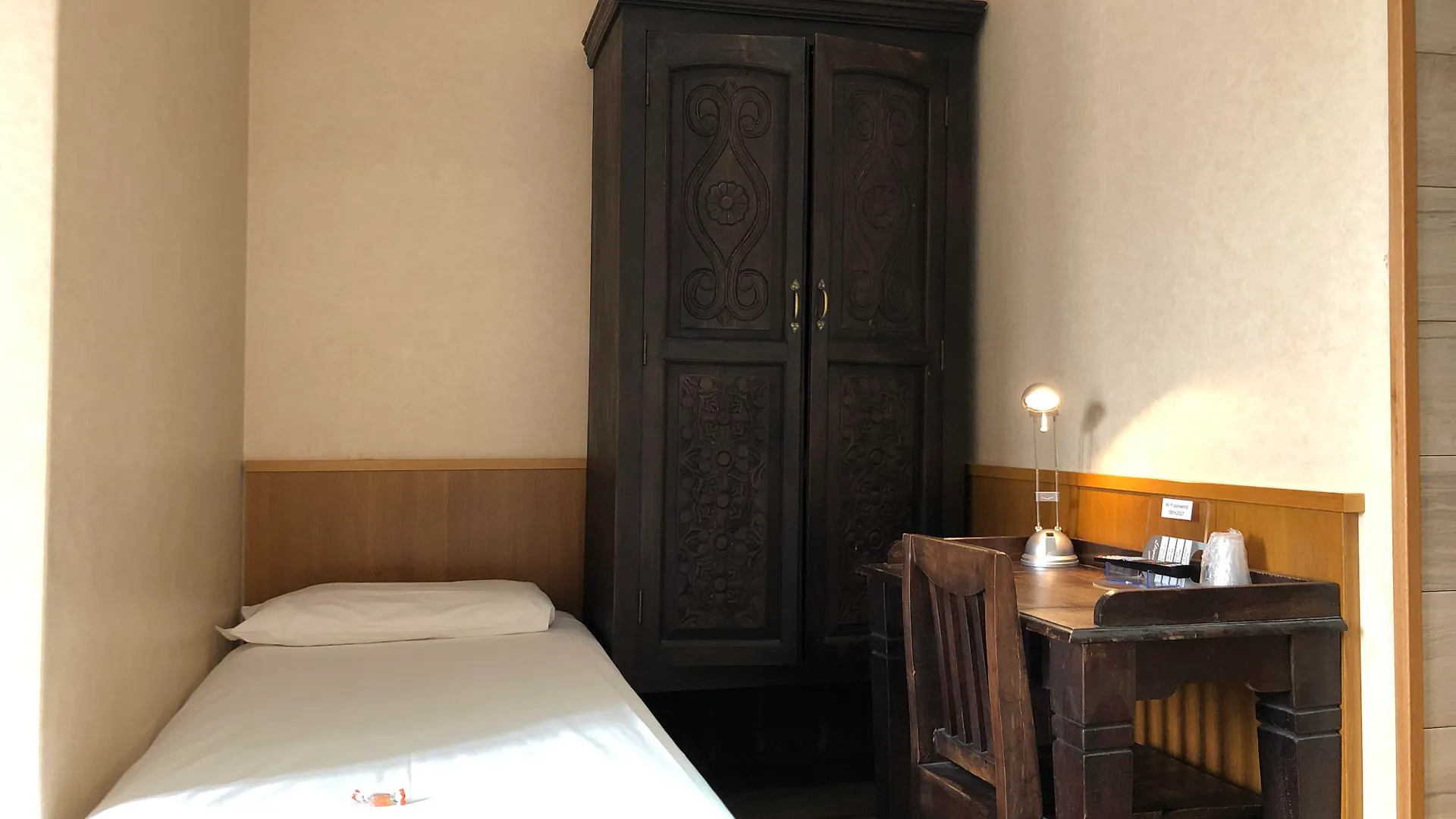 Eurohotel Milán 3*,